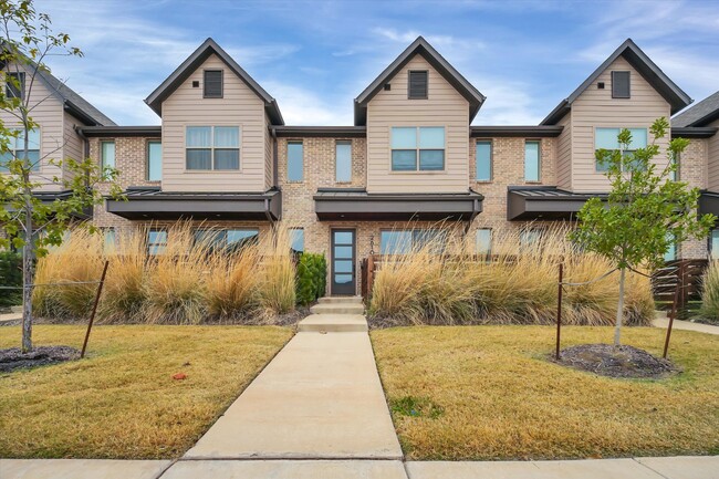 property at 2610 La Cala Dr