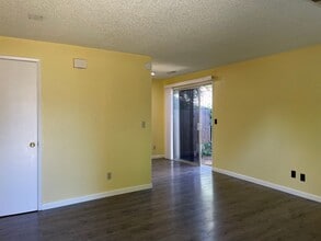 320 Ashland Ave in Medford, OR - Building Photo - Building Photo