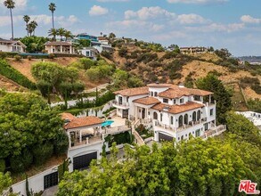 1159 Somera Rd in Los Angeles, CA - Building Photo - Building Photo