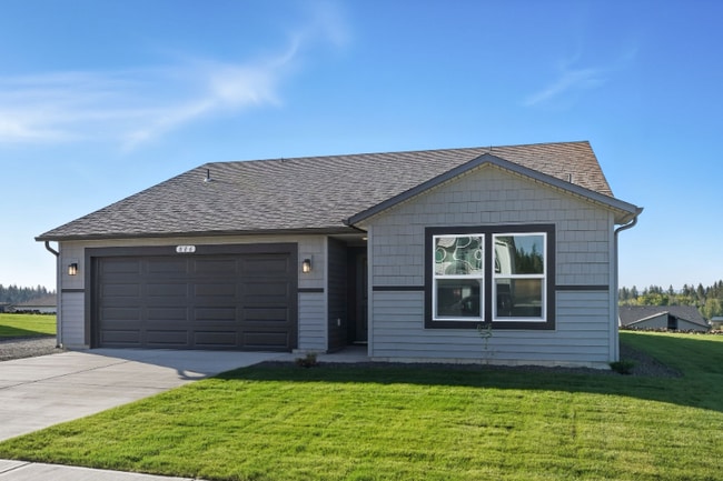 806 K St in Deer Park, WA - Building Photo - Building Photo