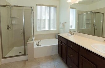 6976 Woodward Rd in Sparks, NV - Building Photo - Building Photo