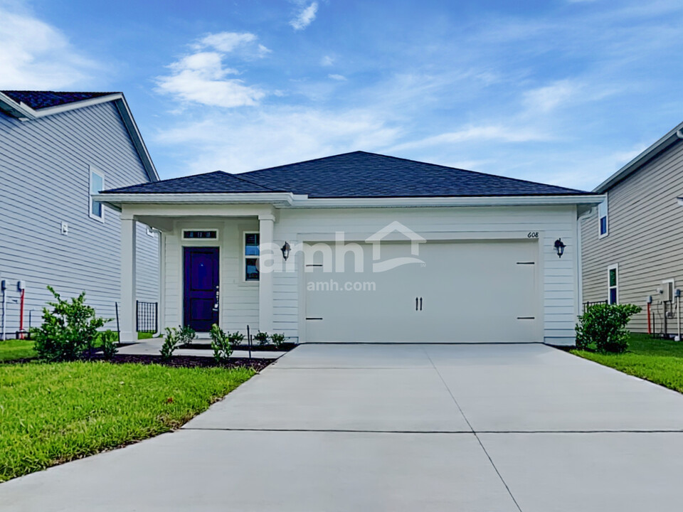 608 Onate Cir in St. Augustine, FL - Building Photo