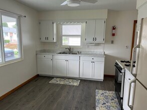 308 40th St in Vienna, WV - Building Photo - Building Photo