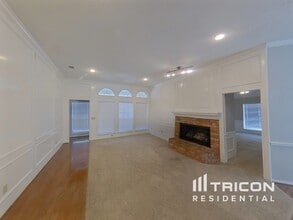 2065 Mossberg Dr in Plano, TX - Building Photo - Building Photo