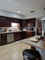 5210 Honey Cir in Houston, TX - Building Photo