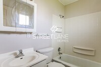 654 Hillsdale Dr photo'