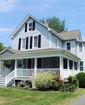 99-2 Atlantic Ave, Unit 99 Atlantic - 2 Upstairs in Long Branch, NJ - Building Photo