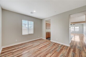 276 Homeward Way in Henderson, NV - Building Photo - Building Photo