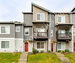 17407 118th Ave Ct E in Puyallup, WA - Building Photo - Building Photo