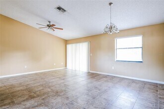 9637 Langan St in Spring Hill, FL - Building Photo - Building Photo