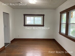 1324 W Fairview Ave in Dayton, OH - Building Photo - Building Photo