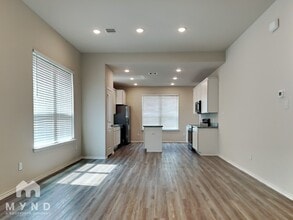 11731 Miller Cir in Conroe, TX - Foto de edificio - Building Photo