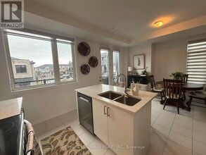 63 Sorbara Wy in Whitby, ON - Building Photo - Building Photo