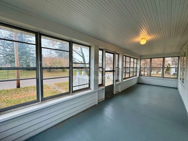 760 Guthrie St in Ottawa, IL - Building Photo - Building Photo