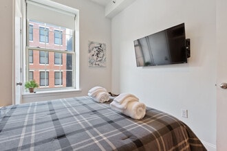 248 Market St in Philadelphia, PA - Foto de edificio - Building Photo