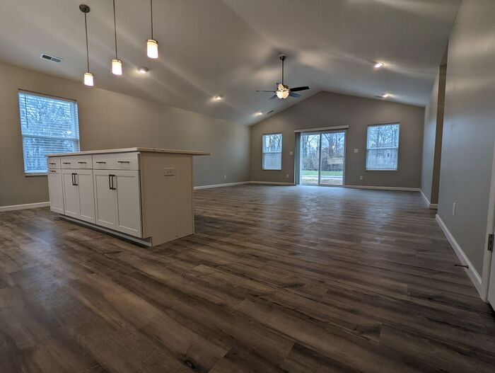 3721 Joy Cir E in Terre Haute, IN - Building Photo