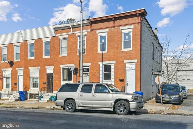3116 E Monument St in Baltimore, MD - Building Photo - Building Photo