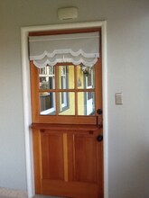 199 Saranap Ave in Walnut Creek, CA - Building Photo - Building Photo