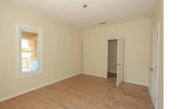 1800 S Main St in Big Spring, TX - Building Photo - Building Photo