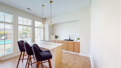 The Louis in Overland Park, KS - Building Photo - Building Photo