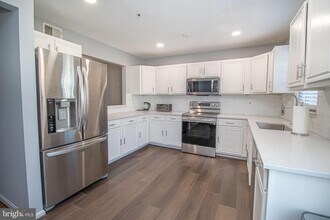 2502 Assabet Ct in Crofton, MD - Building Photo - Building Photo