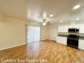 940 Edwina Way in Encinitas, CA - Building Photo - Building Photo