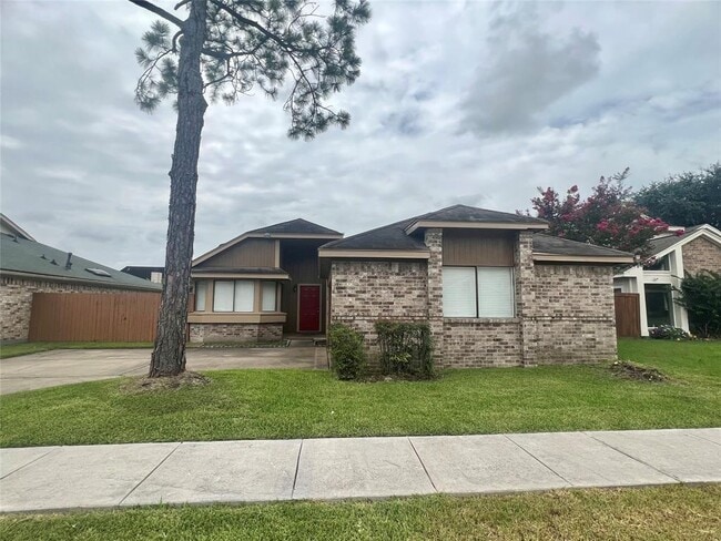 7831 Redgate Cir in Houston, TX - Building Photo - Building Photo