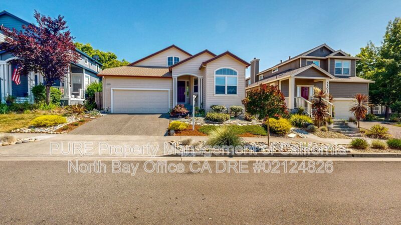 5503 Rainbow Cir in Santa Rosa, CA - Building Photo