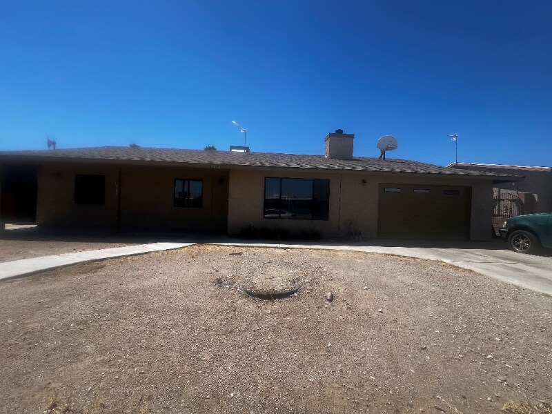 1912 Cortez St in Needles, CA - Building Photo