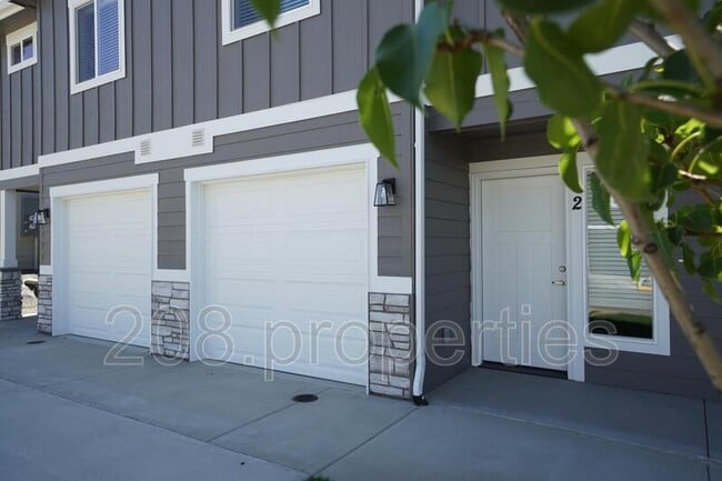 431 2nd Ave N