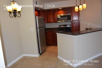 4548 Commander Dr in Orlando, FL - Building Photo - Building Photo