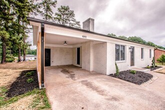 4892 NC-16 in Denver, NC - Building Photo - Building Photo