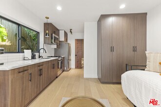 3775 Aloha St in Los Angeles, CA - Building Photo - Building Photo