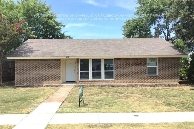 property at 807 Grassy Glen Dr