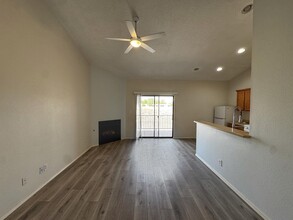 1105 Meadowlark Way SE in Rio Rancho, NM - Building Photo - Building Photo