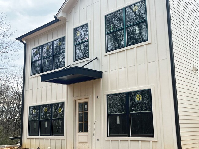 property at 1203 Ivy Rd