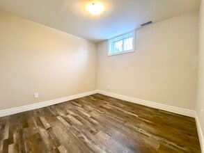 254 Sanatorium Rd in Hamilton, ON - Building Photo - Building Photo