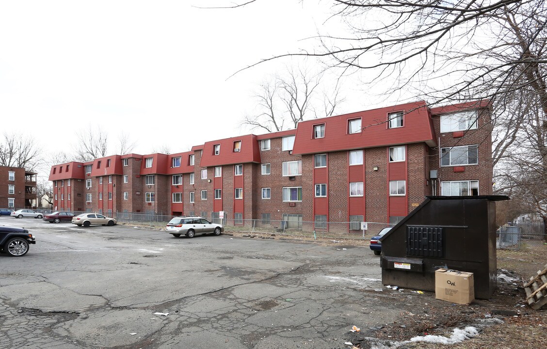 45 Barbour St in Hartford, CT - Foto de edificio