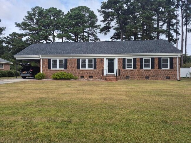 property at 1808 Windsor St W