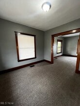 69 S Dunlap Ave in Youngstown, OH - Building Photo - Building Photo