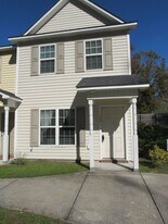 132 Greenford Pl in Jacksonville, NC - Building Photo