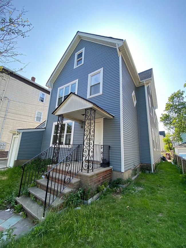 88 Irving St, Unit 1