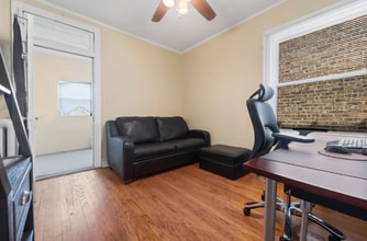7414 S Prairie Ave, Unit 2 in Chicago, IL - Building Photo - Building Photo
