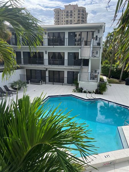 2100 NE 33rd Ave in Fort Lauderdale, FL - Building Photo - Building Photo