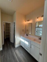 200 Oak St in Venus, TX - Building Photo - Building Photo