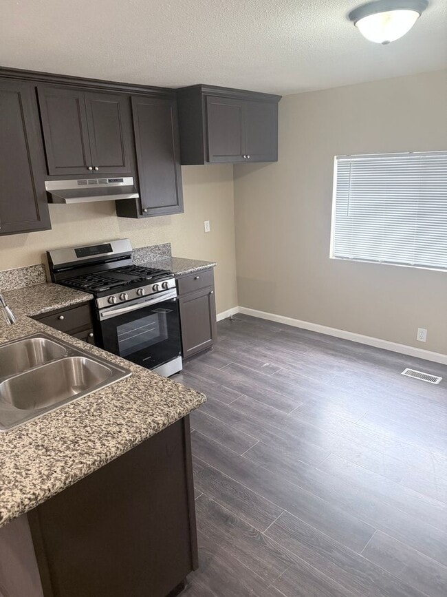 19014 Ave 146 in Porterville, CA - Building Photo - Building Photo