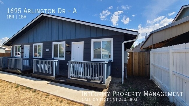 property at 1695 Arlington Dr