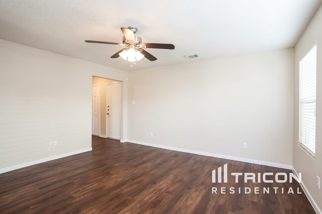 1114 Fairlane Square in Channelview, TX - Building Photo - Building Photo
