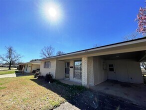 1809 Dennis St in Bossier City, LA - Building Photo - Building Photo