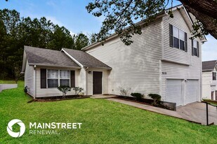 2531 Willenhall Way in Lithonia, GA - Building Photo